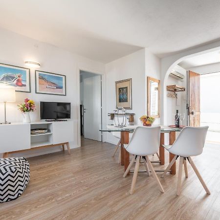 Casa Alla Marina Del Porto Di Cagliari Apartment Luaran gambar