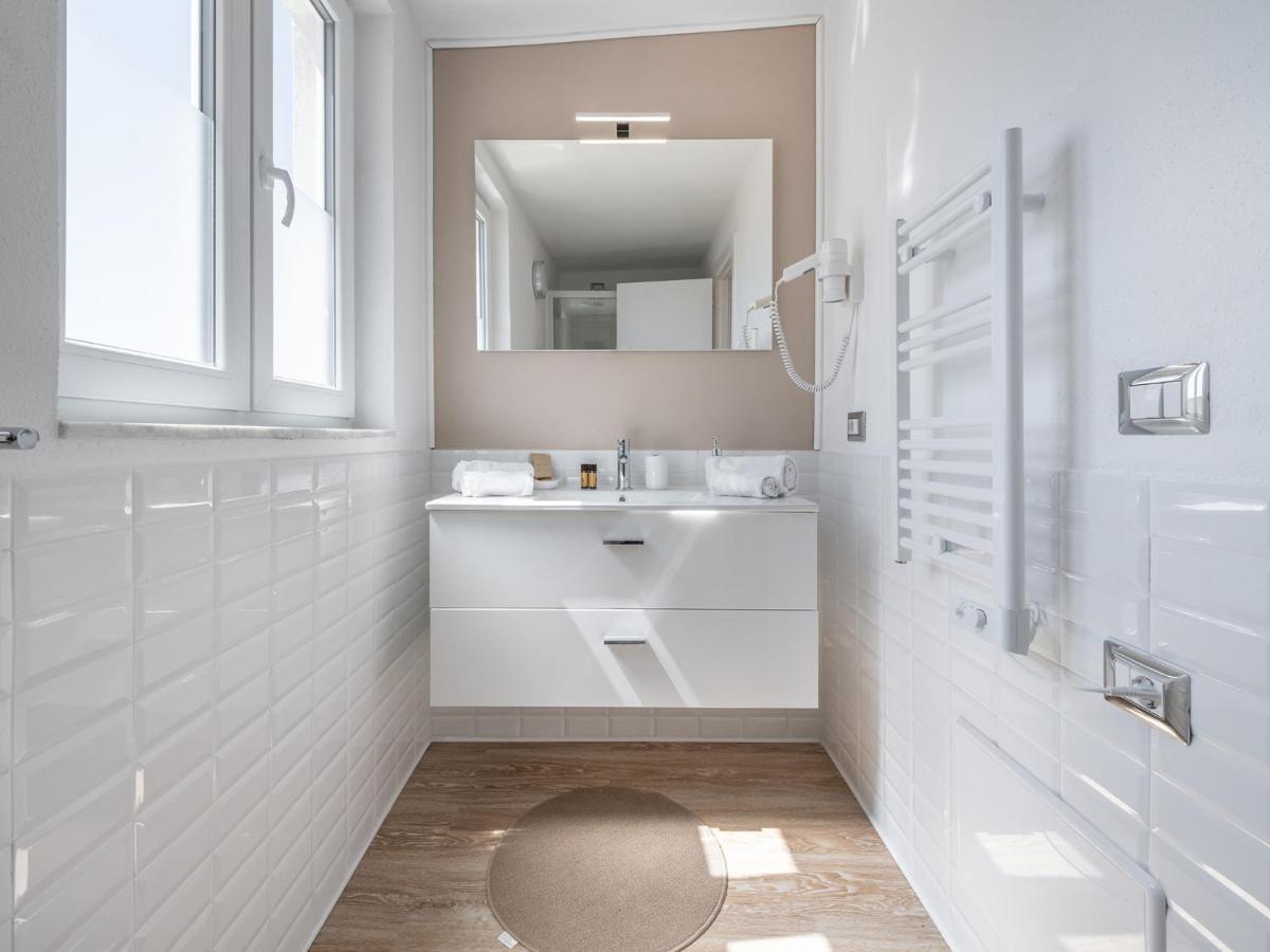 Casa Alla Marina Del Porto Di Cagliari Apartment Luaran gambar