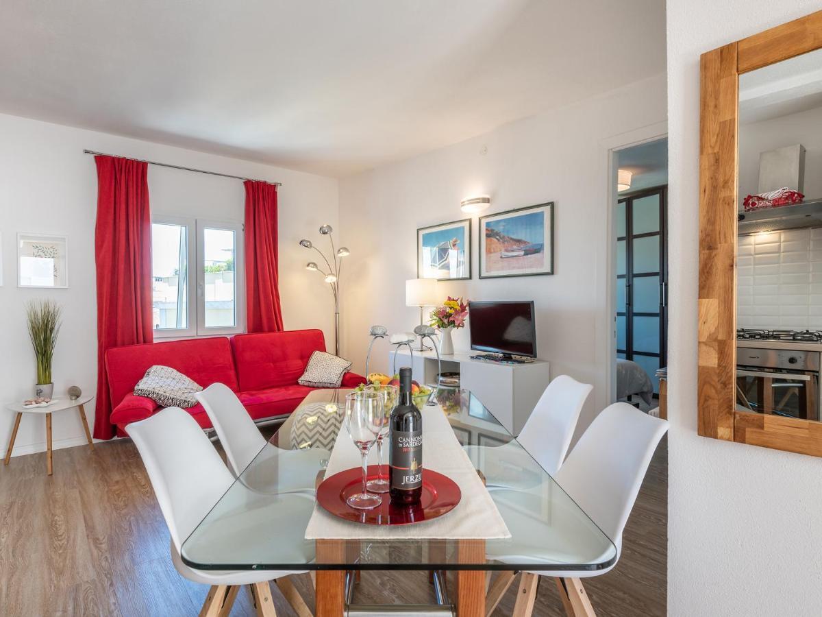 Casa Alla Marina Del Porto Di Cagliari Apartment Luaran gambar