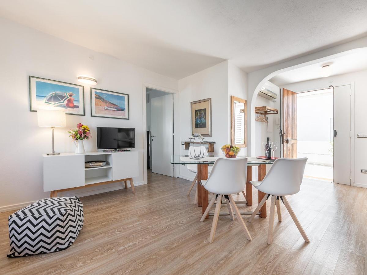 Casa Alla Marina Del Porto Di Cagliari Apartment Luaran gambar